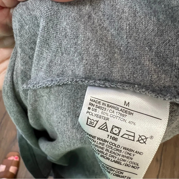 🆕 Old navy hooded long sleeve SZ MED - Picture 6 of 6